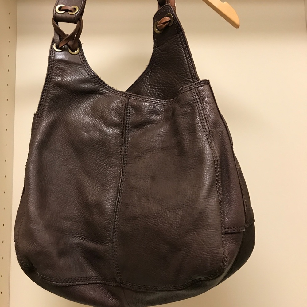 Lucky brand basic shoulder bag